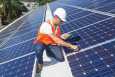 Instalador de Sistemas de Energia Solar: Solo e Telhado
